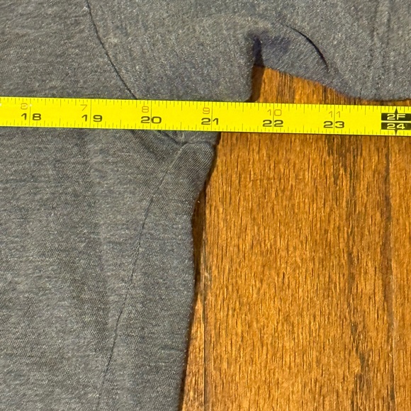 AC/DC Back In Black Aces & Eights Grey T-Shirt - Picture 4 of 6